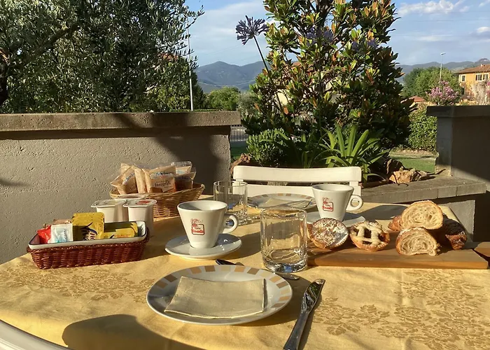 Villa Orsini - A Retreat In Pisa - Food And Relax